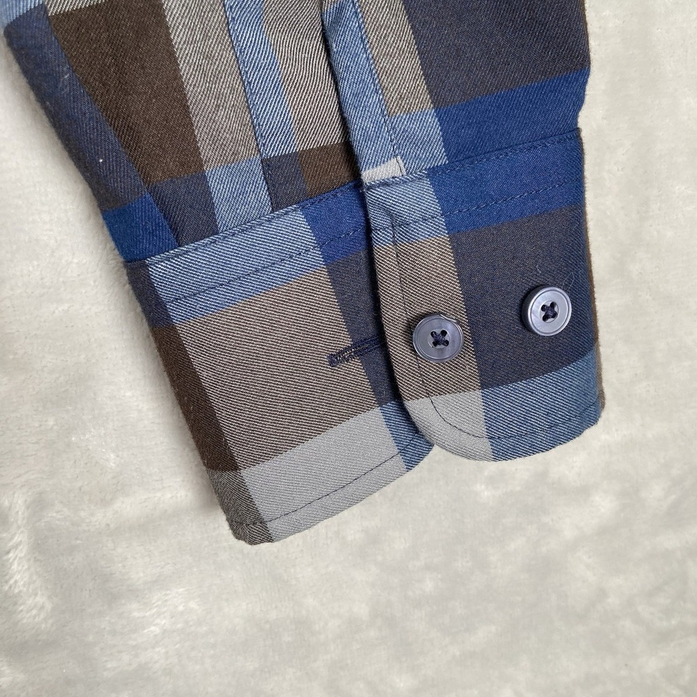 UNTUCKit Shirt men's Large Button Up Flannel Lightweight Slim Fit Blue Plaid - Picture 9 of 13
